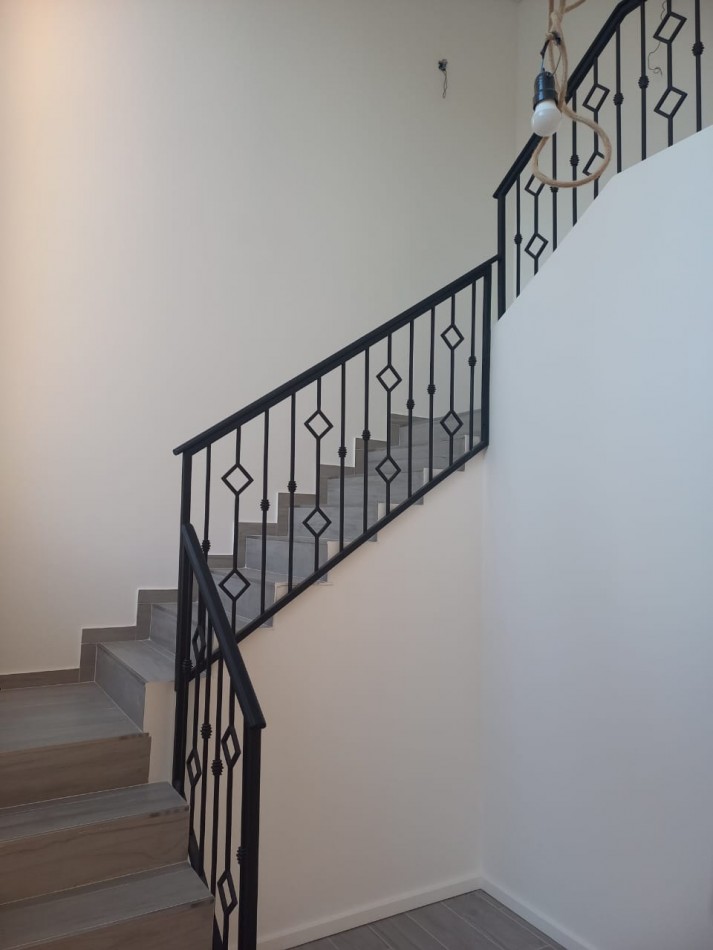 CASA EN VENTA A ESTRENAR EN BARRIO CERRADO EN MUÑIZ