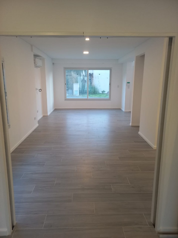 CASA EN VENTA A ESTRENAR EN BARRIO CERRADO EN MUÑIZ