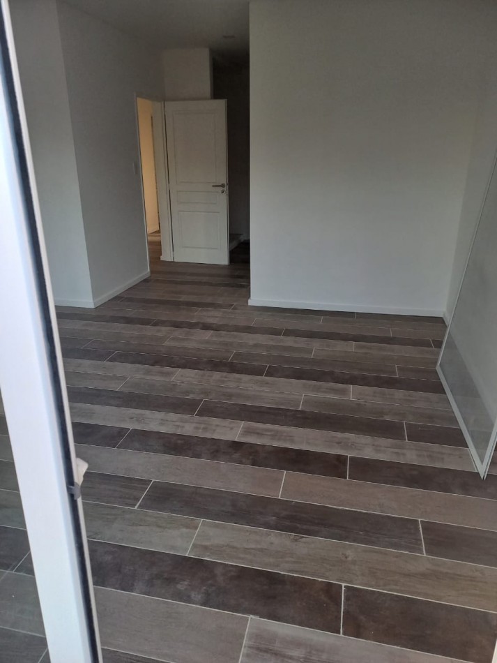 CASA EN VENTA A ESTRENAR EN BARRIO CERRADO EN MUÑIZ