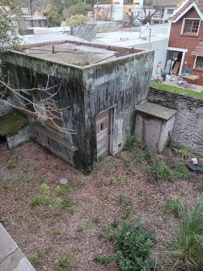 CASA EN DOS PLANTAS DE 4 AMBIENTES EN MUÑIZ