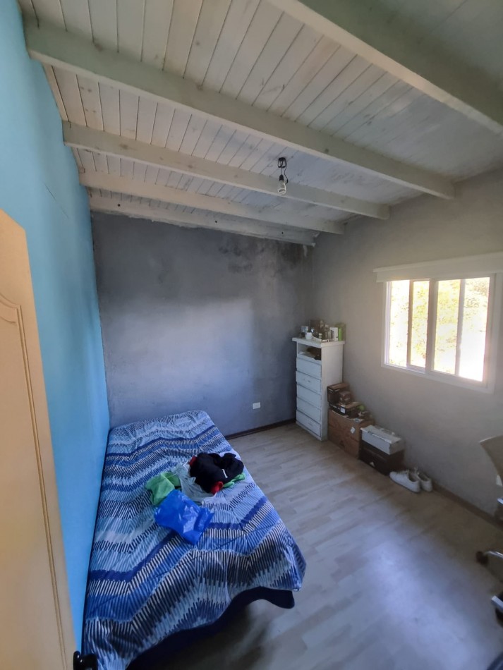 CASA CON PILETA EN MALVINAS ARGENTINAS