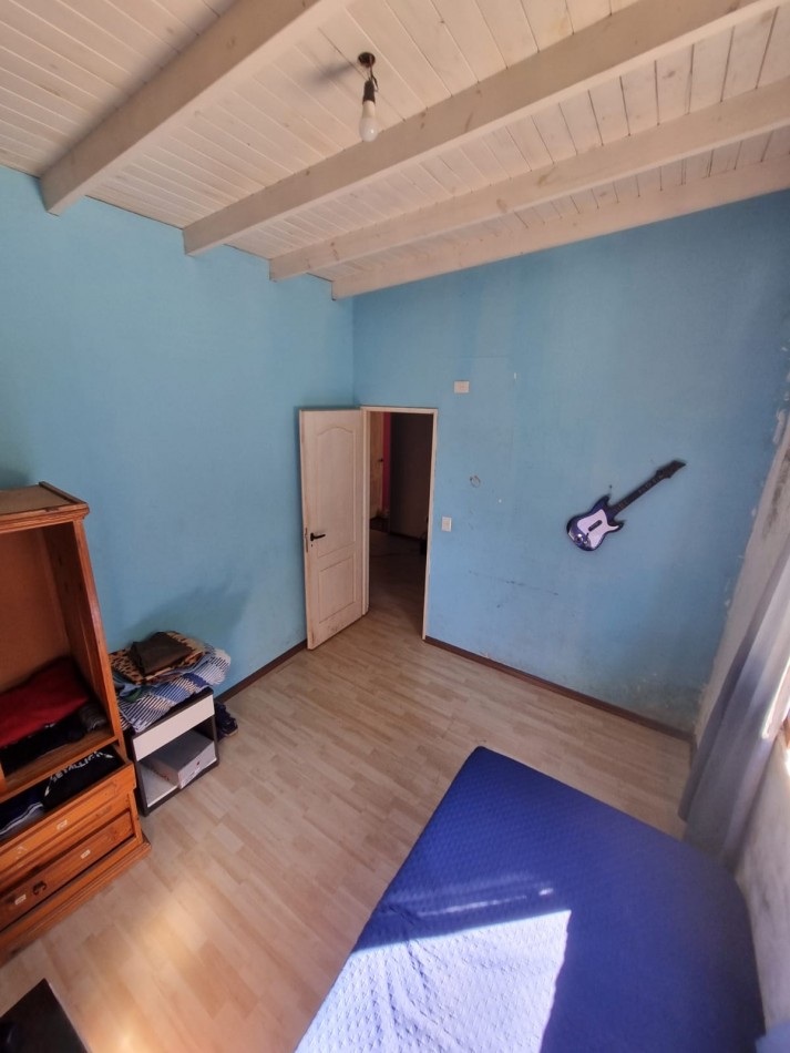 CASA CON PILETA EN MALVINAS ARGENTINAS