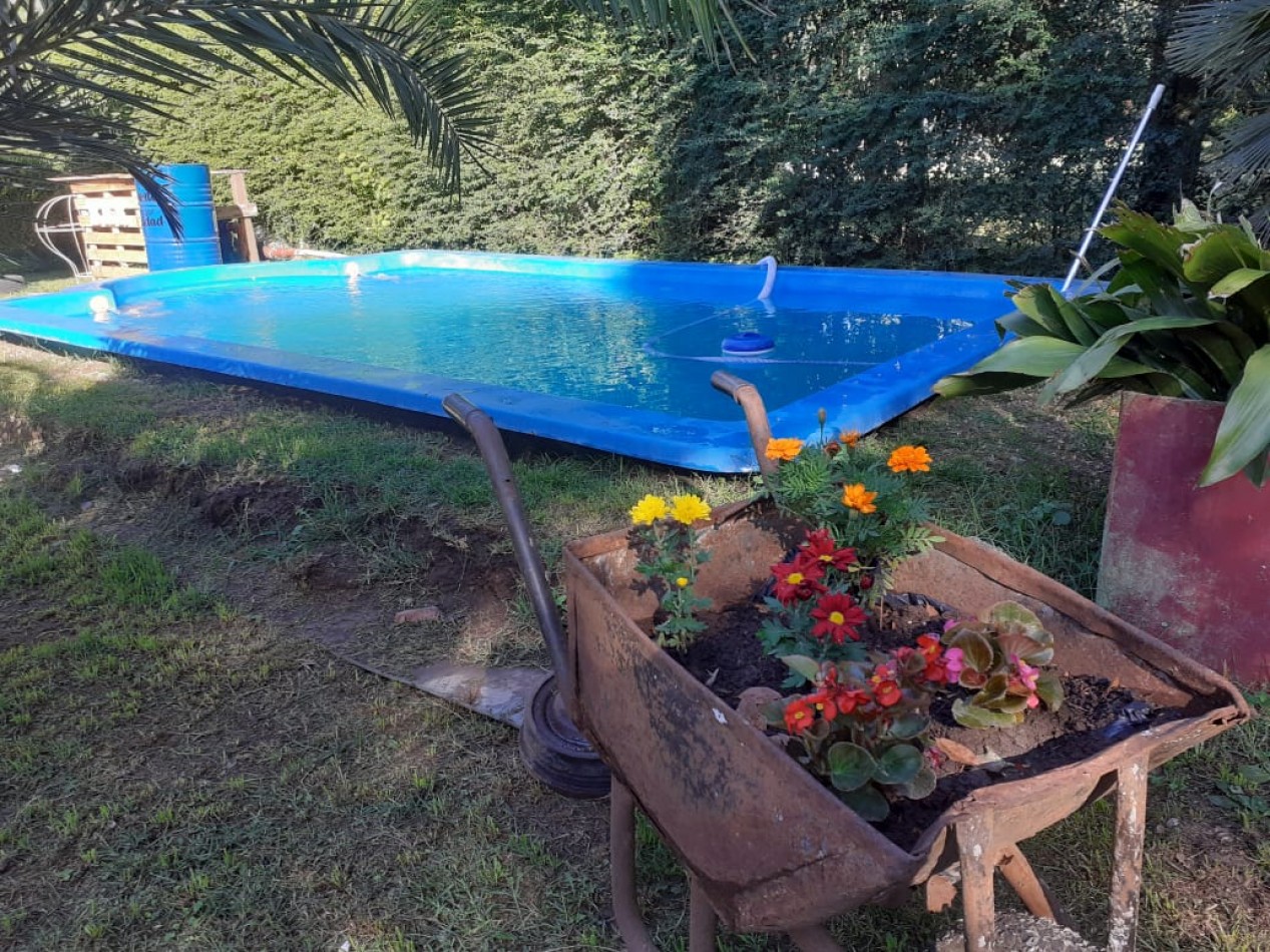 CASA CON PILETA EN MALVINAS ARGENTINAS