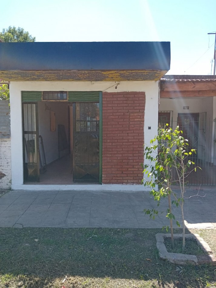 CASA EN VENTA EN JOSE C PAZ