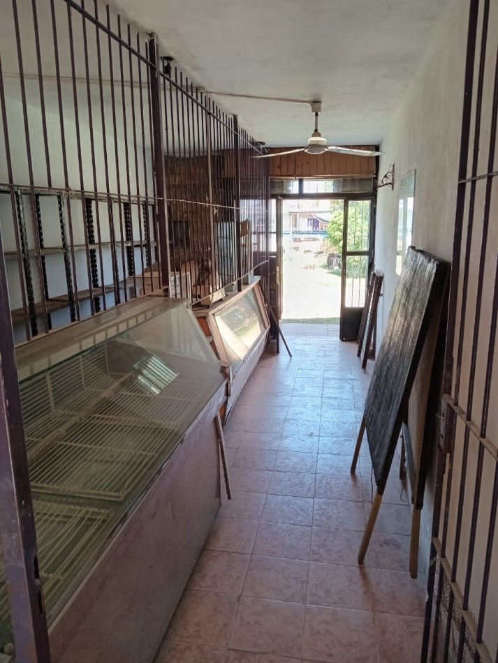 CASA EN VENTA EN JOSE C PAZ