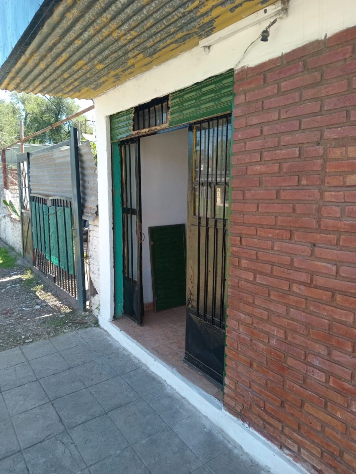 CASA EN VENTA EN JOSE C PAZ