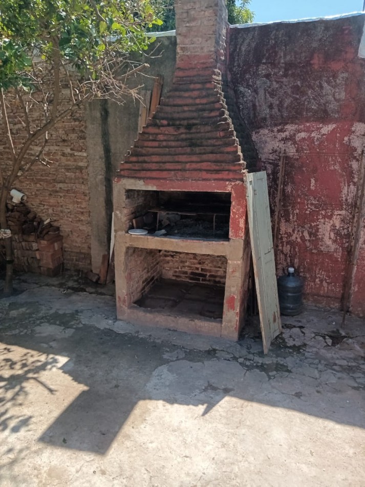 CASA EN VENTA EN JOSE C PAZ