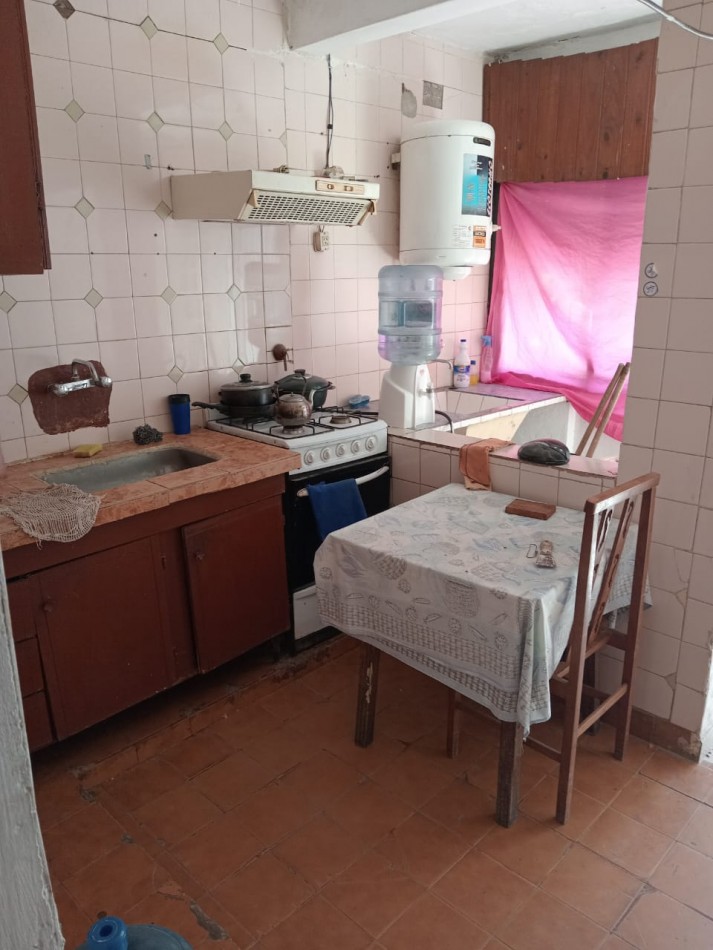 CASA EN VENTA EN JOSE C PAZ