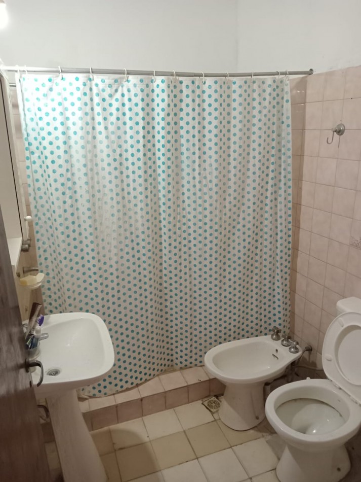 CASA EN VENTA EN JOSE C PAZ