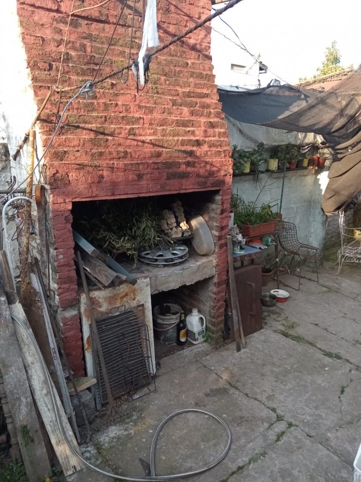 CASA DE 3 AMBIENTES EN EL TALAR