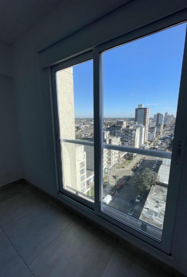 DEPARTAMENTO DE 3 AMBIENTES EN MUÑIZ