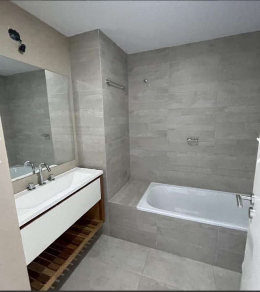 DEPARTAMENTO DE 3 AMBIENTES EN MUÑIZ