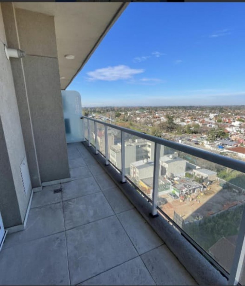 DEPARTAMENTO DE 3 AMBIENTES EN MUÑIZ