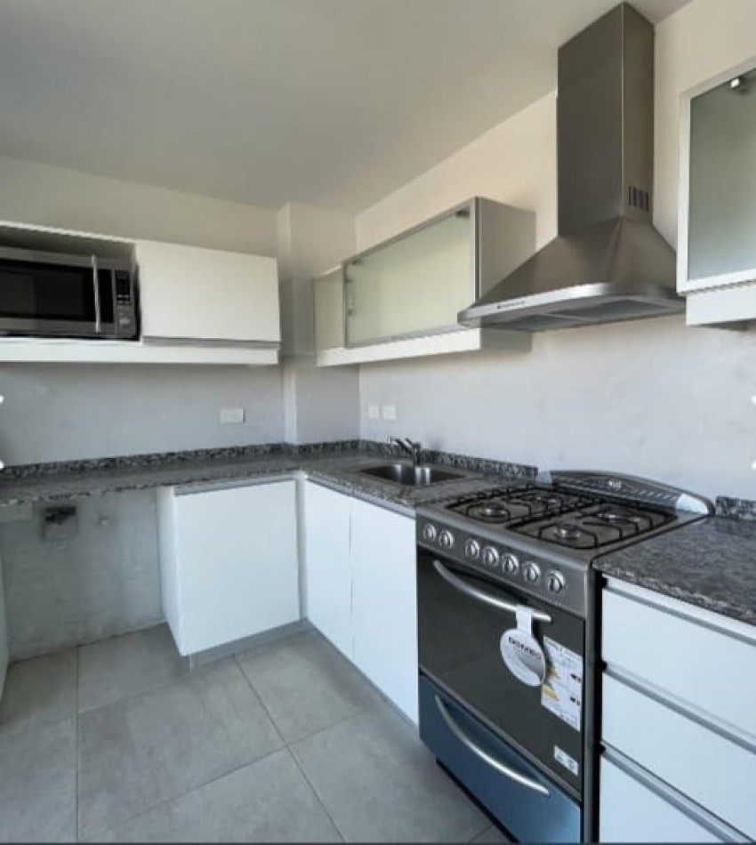 DEPARTAMENTO DE 3 AMBIENTES EN MUÑIZ