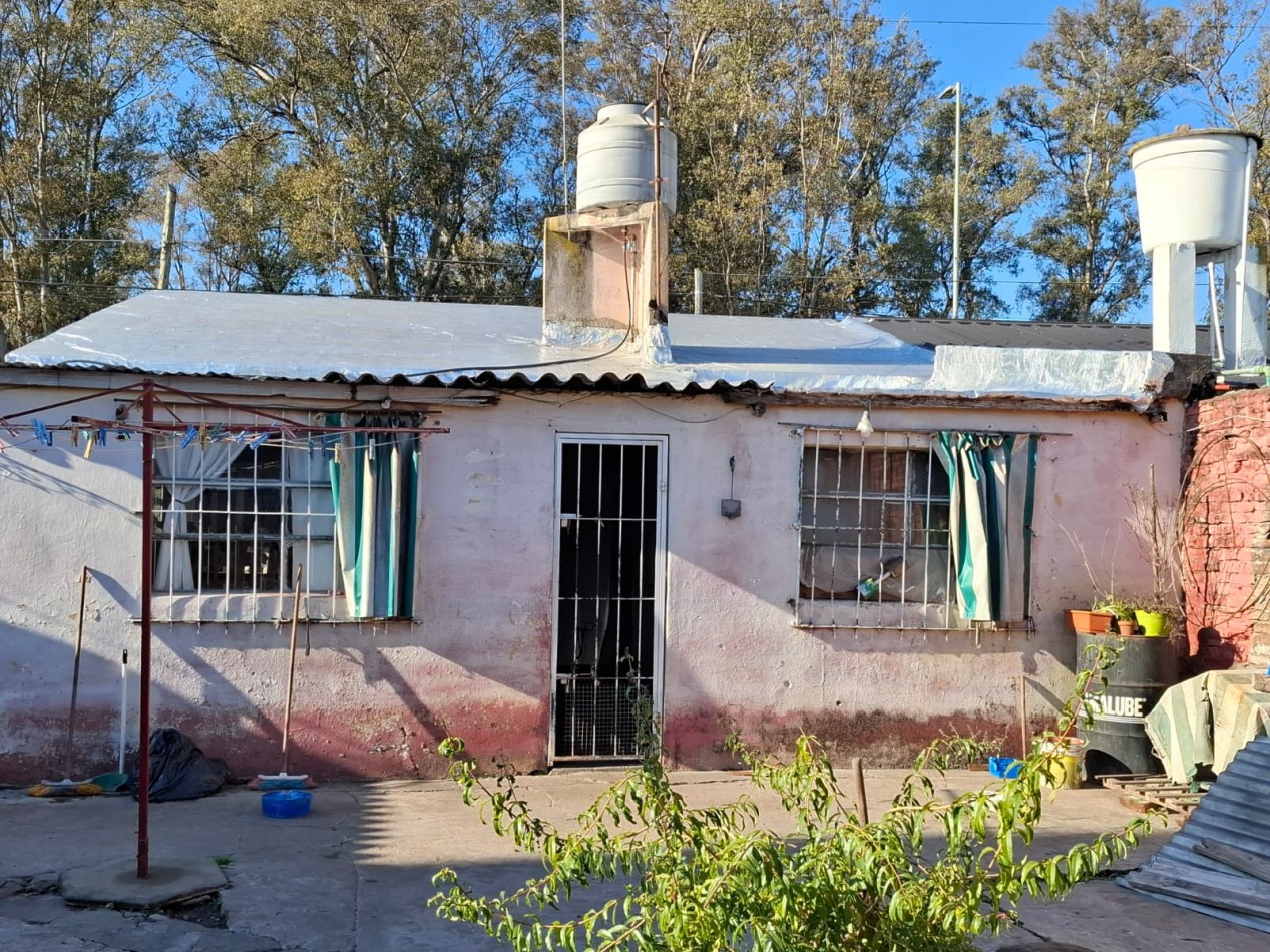 CASA EN VENTA SOBRE RUTA 202