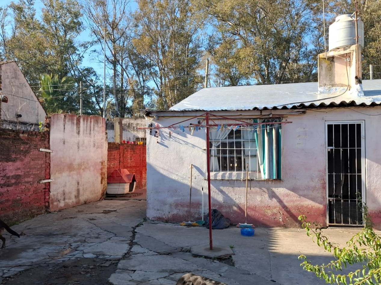 CASA EN VENTA SOBRE RUTA 202