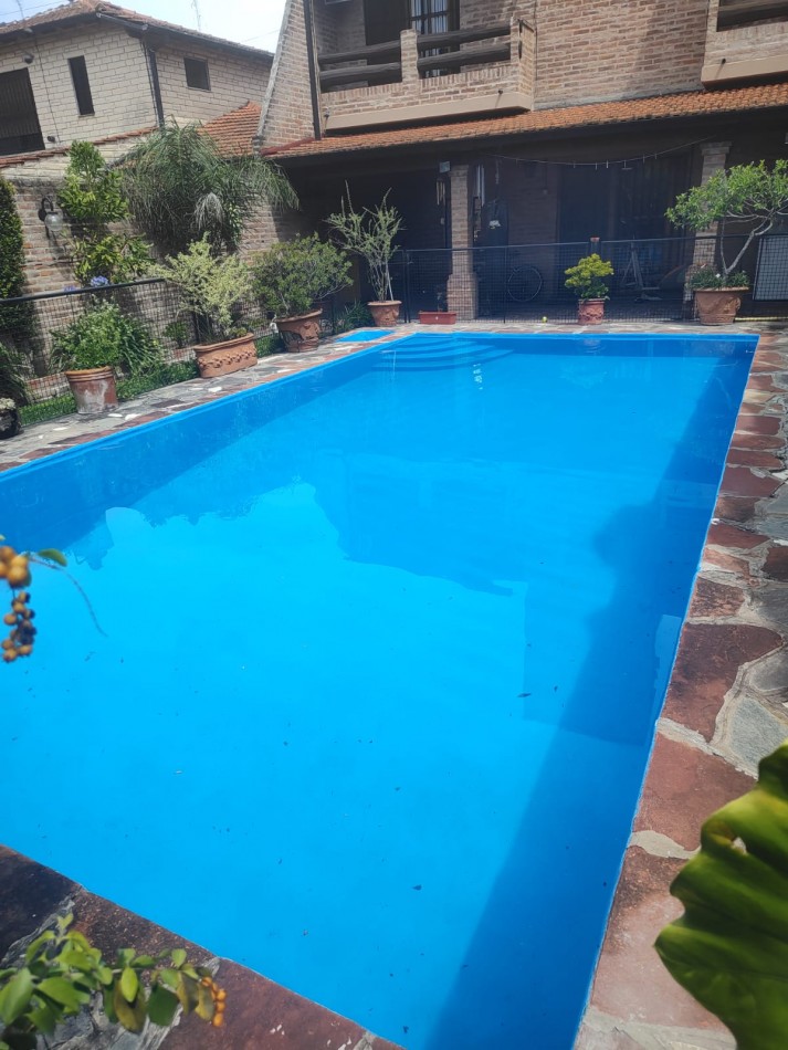 CASA EN ALQUILER CON PILETA EN DON TORCUATO
