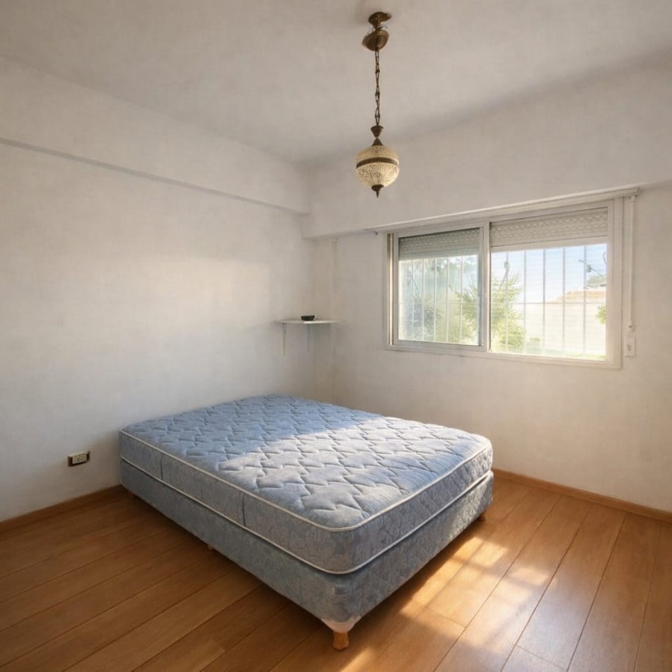 DEPARTAMENTO EN SAN MIGUEL CON JARDIN Y COCHERA